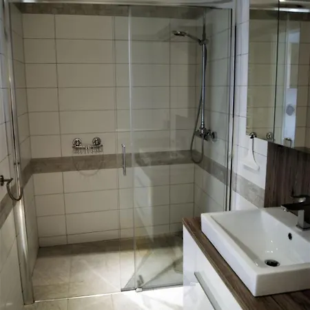 In Der Naehe Von Wien By Interhome