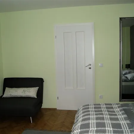 In Der Naehe Von Wien By Interhome *