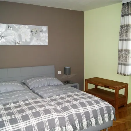 In Der Naehe Von Wien By Interhome Appartement *