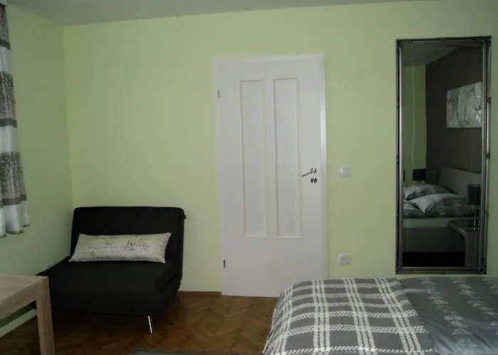 In Der Naehe Von Wien By Interhome *